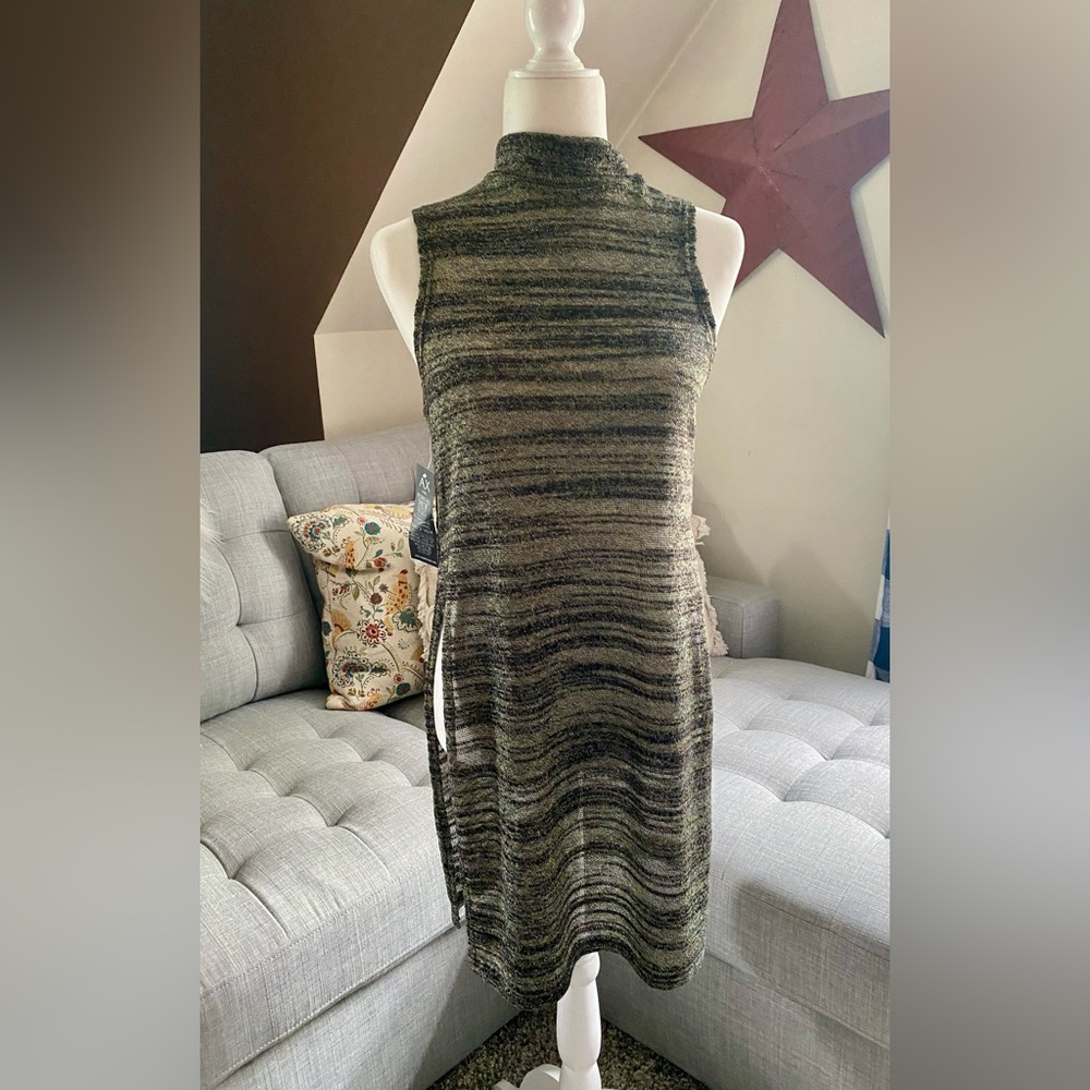 Knitted Split Top